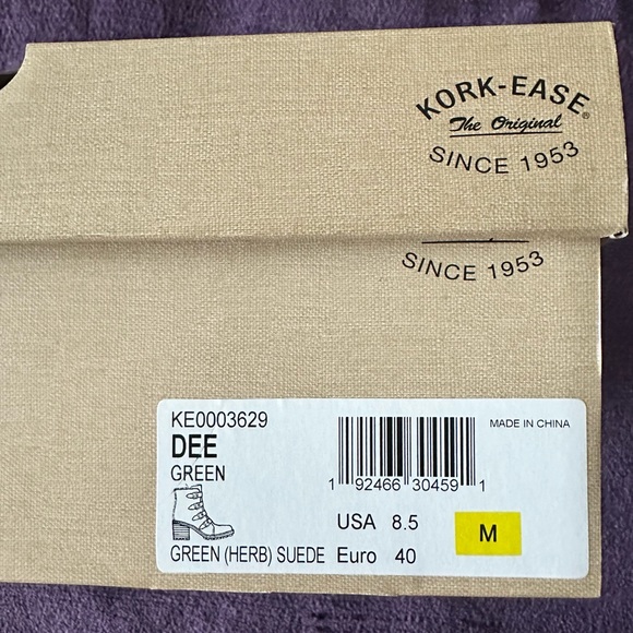 NWT Kork-Ease Green Dee Suede Ankle Boot - Picture 7 of 7